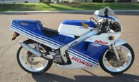 Motor Sport Langka, Honda NSR 250R Edisi Rothmans Jadi Incaran Kolektor