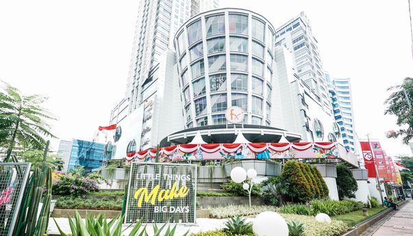 Masuk Mal Wajib PCR, Ernest Prakasa: Kalau Gak Suka, Jangan Datang, Susah Amat