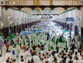 Arab Saudi Operasikan Sistem Pendingin Terbesar Dunia di Masjidil Haram