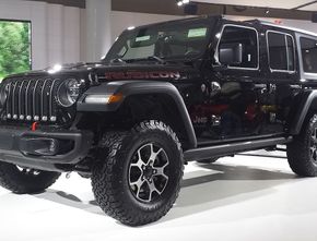 Mobil Jeep Termurah Rekomendasi untuk Anda