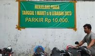 Viral Parkir Liar di Tanah Abang Patok Tarif Rp10 Ribu Per Satu Motor, Netizen: Belum Sebulan, Sudah Naik Haji Ini