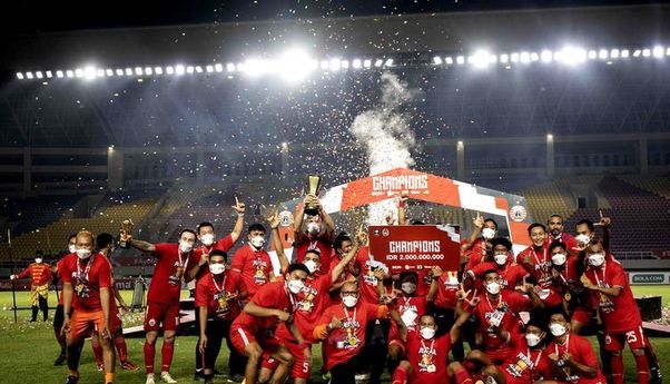 Ultah ke-52, Gelar Juara Piala Menpora 2021 jadi Kado Terindah untuk Pelatih Persija Sudirman
