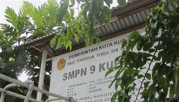 Mabuk Di Sekolah, 7 Siswa SMPN 9 Kupang Robohkan Dinding dan Pagar