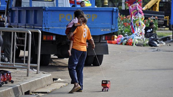 Setelah Baca Berita ini, Pikir Lagi kalau Niatan Bawa Anak ke Luar Rumah di Jakarta