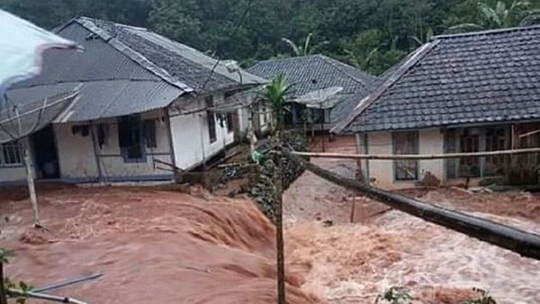 Curah Hujan Tinggi, Ini Daerah di Semarang yang Rawan Bencana Banjir dan Tanah Longsor