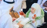 Arab Saudi Sambut Hangat Kedatangan Jamaah Haji Tertua di Dunia, Berusia 130 Tahun