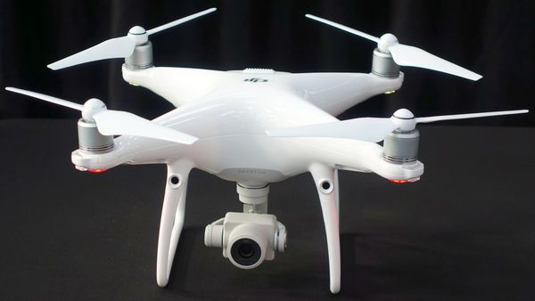 DJI Hadirkan Drone Phantom 4 Pro, Berikut Spesifikasi dan Harganya!