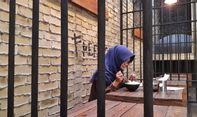 Bong Kopitown Jogja: Menikmati Kuliner dengan Suasana di Dalam Sel