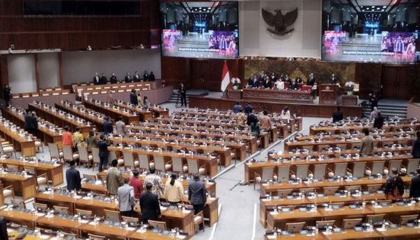 Tolak Hak Angket, Kamrussamad Gerindra Sebut Hak Sopir Angkot Lebih Mendesak