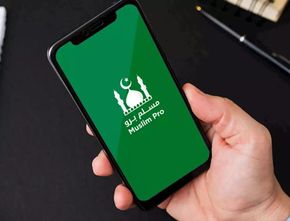 Ketahuan Jual Data Pengguna ke Militer AS, Kominfo Bakal Blokir Aplikasi Muslim Pro