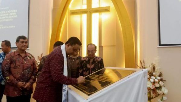 Penobatan Anies Baswedan Sebagai Bapak Kesetaraan Indonesia Usai Resmikan Gereja
