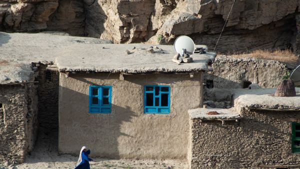 Penerjemah Afghanistan yang Kerja untuk Pasukan Militer AS Dipenggal Kepalanya oleh Taliban
