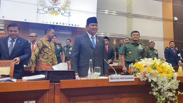 Momen Prabowo Pamit ke Komisi I DPR: Maaf Jika Selama Jadi Menhan Ada yang Mengecewakan