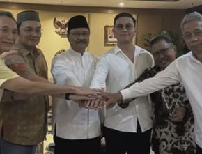 Dimediasi Kemensos, Farhat Abbas dan Denny Sumargo Akhirnya Sepakat Damai