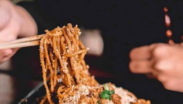 Mie Setan Jogja: Kuliner Favorit Para Pecinta Pedas
