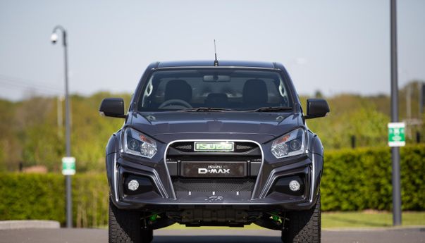 Isuzu D-Max XTR, Wajah Alien Perawakan Gagah