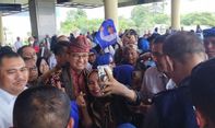 Kedatangan Anies Baswedan di Jambi Disambut Teriakan 'Presiden Kita' dari Emak-emak dan Perempuan Milenial