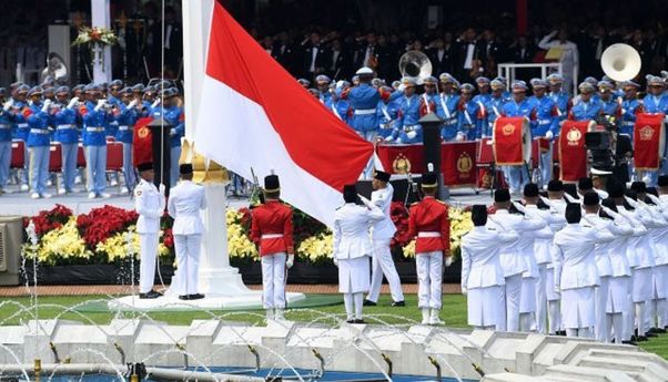 Upacara HUT Kemerdekaan RI: Jokowi-Prabowo di IKN, Ma’ruf-Gibran di Jakarta