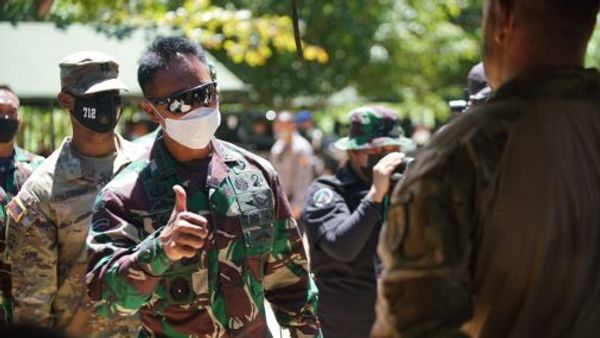 Jenderal Andika Ajak Istri Lihat Latihan Gabungan Terbesar Militer RI-AS di Minahasa