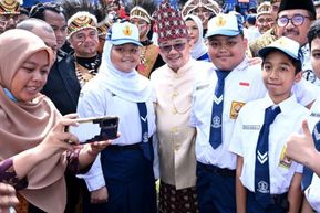 Tak Punya Wewenang Naikkan Gaji, Mendikdasmen Bakal Tingkatkan Kesejahteraan Guru Lewat Sertifikasi