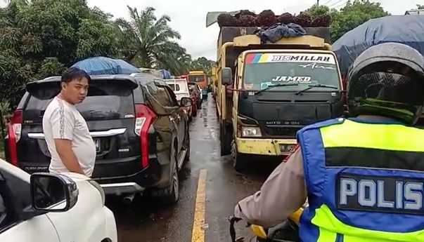 Soal Kemacetan Truk Batu Bara, Warga Jambi Gugat Pemerintah