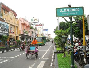 Jelang Idulfitri, Pemkot Yogyakarta Imbau Warga Hindari Kerumunan di Pusat Perbelanjaan