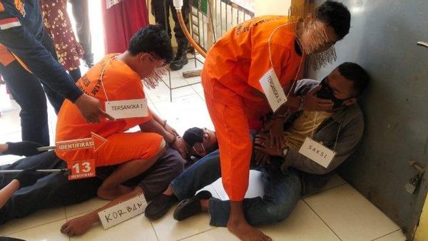 Kejam Cucu dan Kawannya Bunuh Nenek, Didorong dari Lantai 2 Lalu Dicekik Hingga Tewas