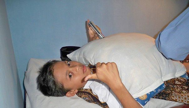 Terbongkar, Sisa Kulit Sunat Ternyata Akan “Dibeginikan” oleh Tukang Sunat