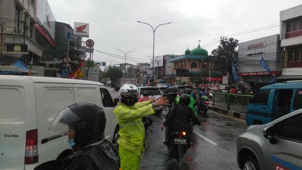 Depok Bilang Wiku Adisasmito Salah Data Soal Kasus Aktif Tertinggi, Satgas: Ada Selisih 17 Ribu Kasus