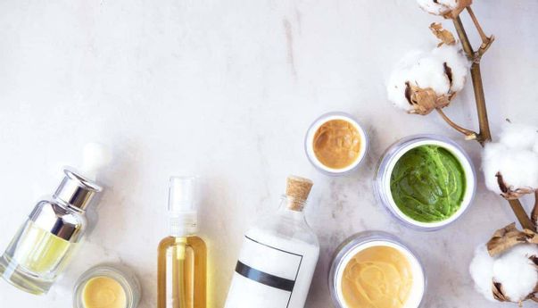 Skincare untuk Wajah Berminyak yang Digunakan Pagi dan Malam