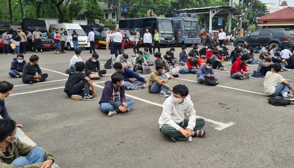 Lama Tak Jumpa Teman, Sekalinya Boleh Masuk Sekolah, Siswa SMKN 1 Jakarta Langsung Tawuran di Tangerang