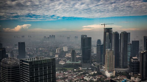 Black Sunday Jakarta 10.485 Kasus Baru, Anies: Ini Bahaya, Bedakan antara Gali Liang Kubur dengan Buat Rumah