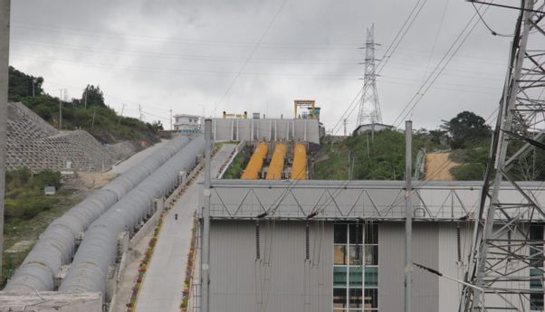 Bagaimana Proses Listrik dari PLTA Dapat Sampai ke Rumah Seluruh Masyarakat Indonesia?