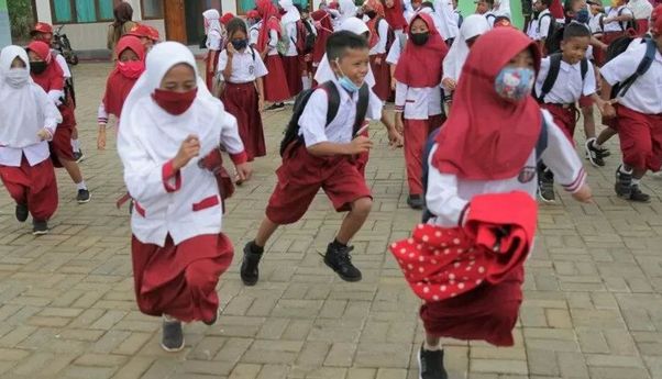 MK Putuskan Pemerintah Harus Gratiskan Pendidikan SD-SMP Negeri dan Swasta