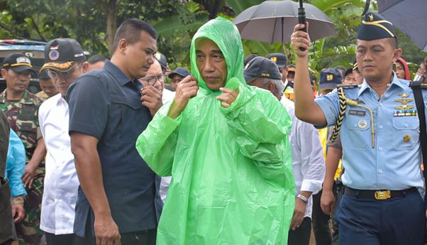 Mengenang Janji Jokowi: “Banjir Mudah Diatasi Jika Jadi Presiden”
