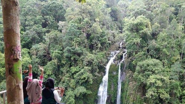 Air Terjun Simbilulu Desa Prongil Julu yang Indah dan Sendu