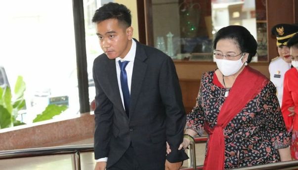 Gandengan Tangan Megawati Jadi Sorotan, Gibran: Baca Saja Ekespresi Muka Saya