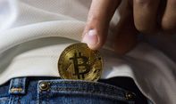 Luar Biasa! Beli Bitcoin dan Kawan-kawannya Kini Bisa dengan Apple Pay