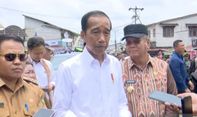 Tinjau Pasar di Kalimantan, Presiden Jokowi Sebut Harga Pangan Relatif Sama dengan di Jawa