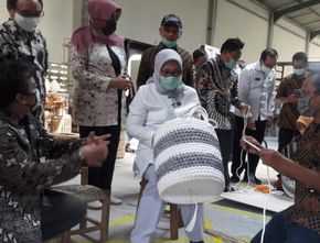 Berita Jogja: Penerapan Protokol Kesehatan Perusahaan di Yogyakarta Disidak Menaker Ida Fauziyah