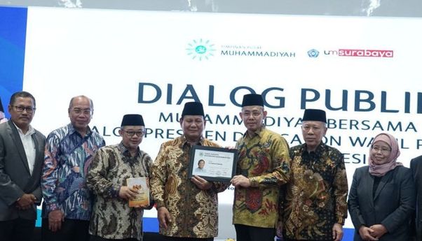 Prabowo Dapat Kartu Anggota Kehormatan dari PP Muhammadiyah