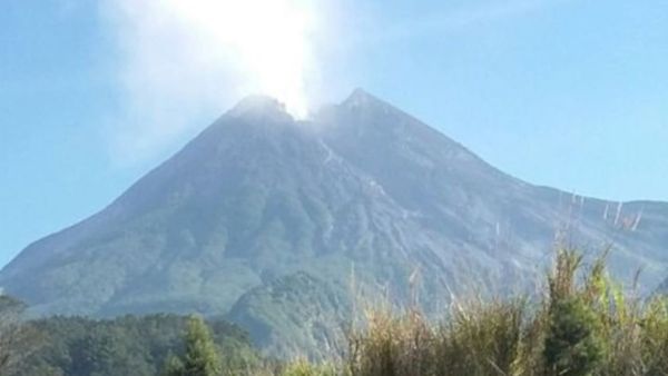 Berita Terbaru di Jogja: Soal Penggembungan Gunung Merapi, Pakar UGM Imbau Masyarakat Tenang, namun Waspada