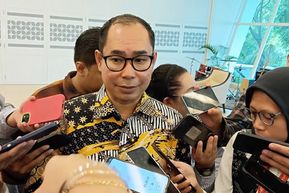 Kemlu Pastikan Tak Ada Penumpang WNI dalam Pesawat Air India yang Jatuh di Ahmedabad