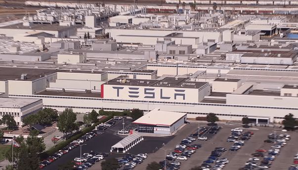 Lowongan Kerja Tesla Penempatan di Singapura, Mau?