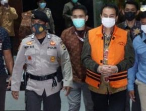 Wakil Ketua DPR Azis Syamsuddin Membantah Terkait Tuduhan Suap Saat di Persidangan