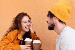 6 Cara Komunikasi Efektif untuk Hubungan yang Lebih Harmonis