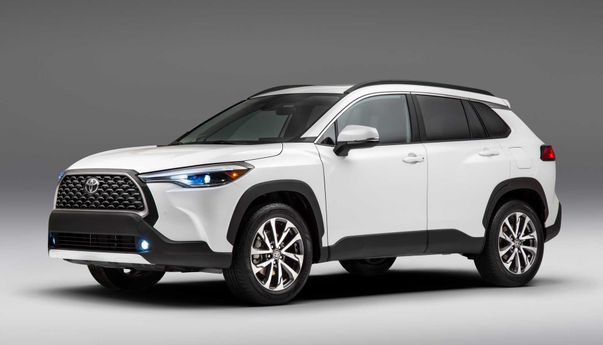 Toyota Corolla Cross Hybrid, Sang Juara Irit Sejati