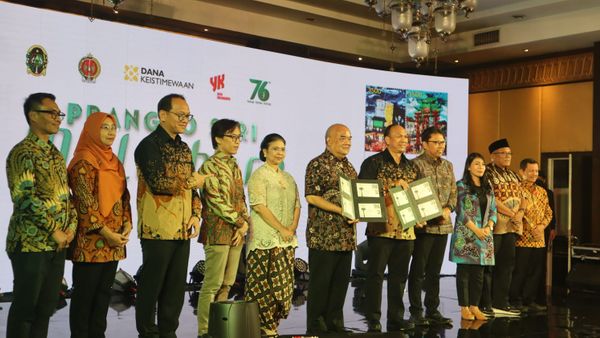 Gandeng Tim Ahli, Pemerintah Kota Yogyakarta Sukses Luncurkan Prangko Seri Malioboro