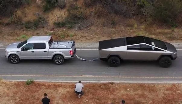 Mengintip Cybertruck, Mobil Elektrik Buatan Tesla