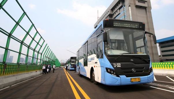 Eks Pangdam Jaya Untung Budiharto Resmi Jadi Komisaris Utama Transjakarta